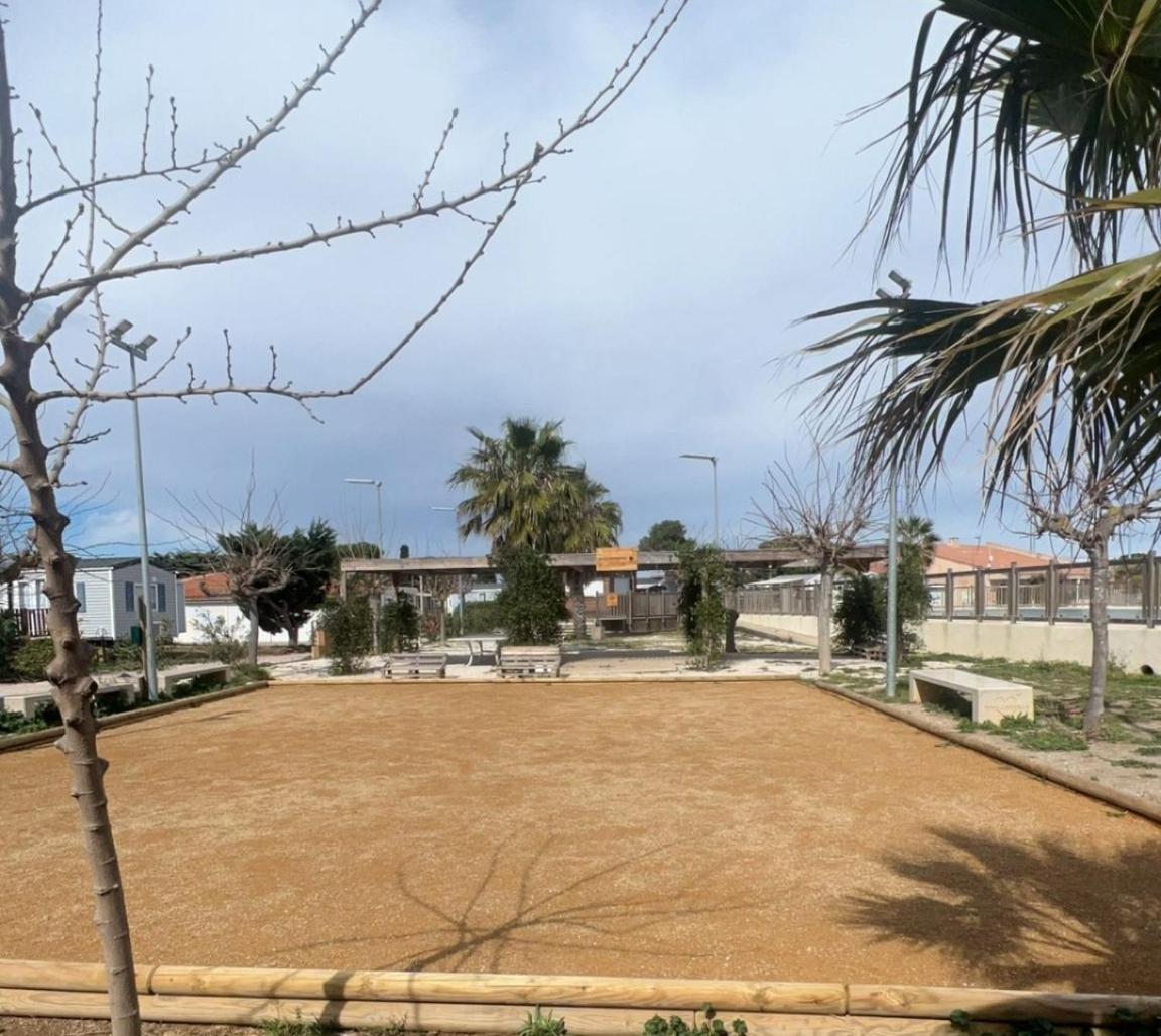 Les Mobil Homes De Naka, Une Entree Gratuite Pour La Reserve Africaine Port-la-Nouvelle Exterior photo